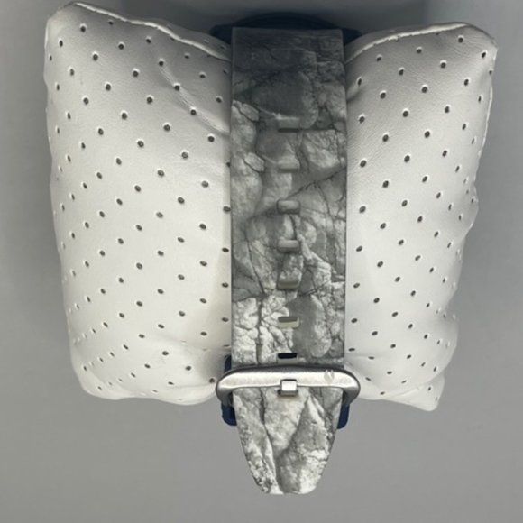 TWO New Men's Watches - Picture 4 of 8